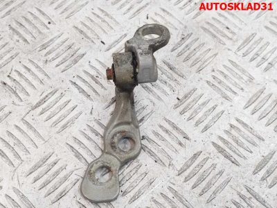 Петля двери передней правой верхняя Ford Focus 2 3M51R22800AE - АвтоСклад31.рф - авторазборка контрактные б/у запчасти в г. Белгород