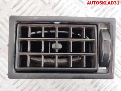 Дефлектор воздушный VW Transporter T4 701819701 - АвтоСклад31.рф - авторазборка контрактные б/у запчасти в г. Белгород