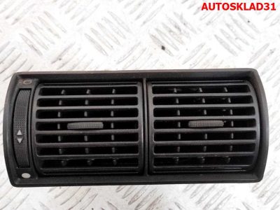 Дефлектор воздушный правый Audi A6 C4 4A1820902 - АвтоСклад31.рф - авторазборка контрактные б/у запчасти в г. Белгород