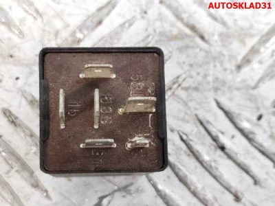 Реле стеклоочистителей 19 Audi 80 B4 321955531A - АвтоСклад31.рф - авторазборка контрактные б/у запчасти в г. Белгород