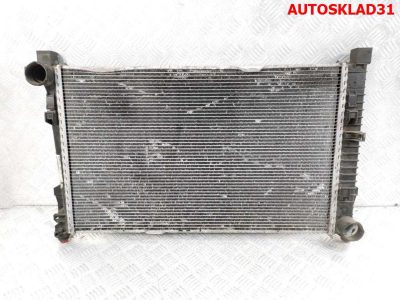 Радиатор основной Mercedes W203 2,2 Дизель A2035000603 - АвтоСклад31.рф - авторазборка контрактные б/у запчасти в г. Белгород