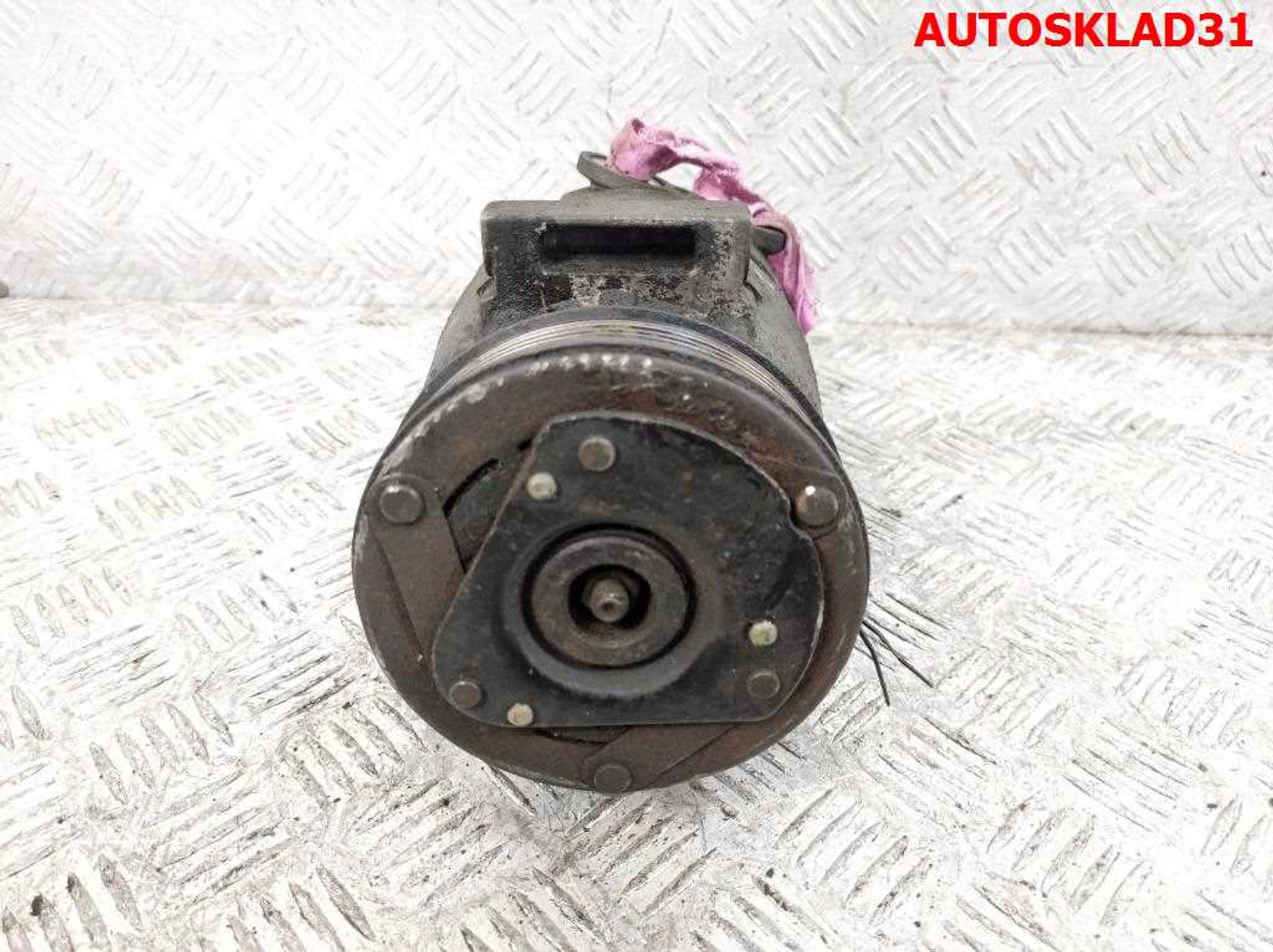 Компрессор кондиционера Opel Vectra B 1135240 - АвтоСклад31.рф - авторазборка контрактные б/у запчасти в г. Белгород Компрессор кондиционера Opel Vectra B 1135240 - АвтоСклад31.рф - авторазборка контрактные б/у запчасти в г. Белгород