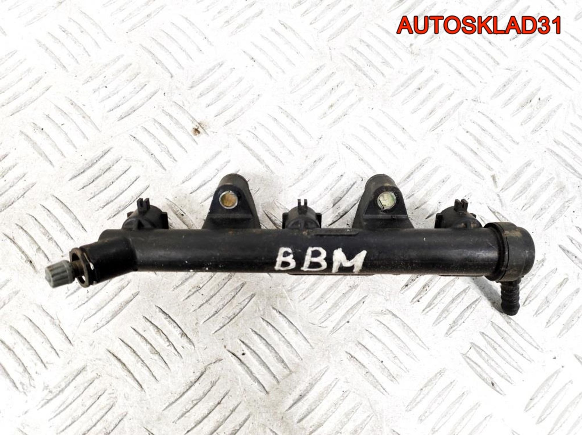 Рейка топливная VW Polo 4 1,2 BBM 03D133329B - АвтоСклад31.рф - авторазборка контрактные б/у запчасти в г. Белгород Рейка топливная VW Polo 4 1,2 BBM 03D133329B - АвтоСклад31.рф - авторазборка контрактные б/у запчасти в г. Белгород
