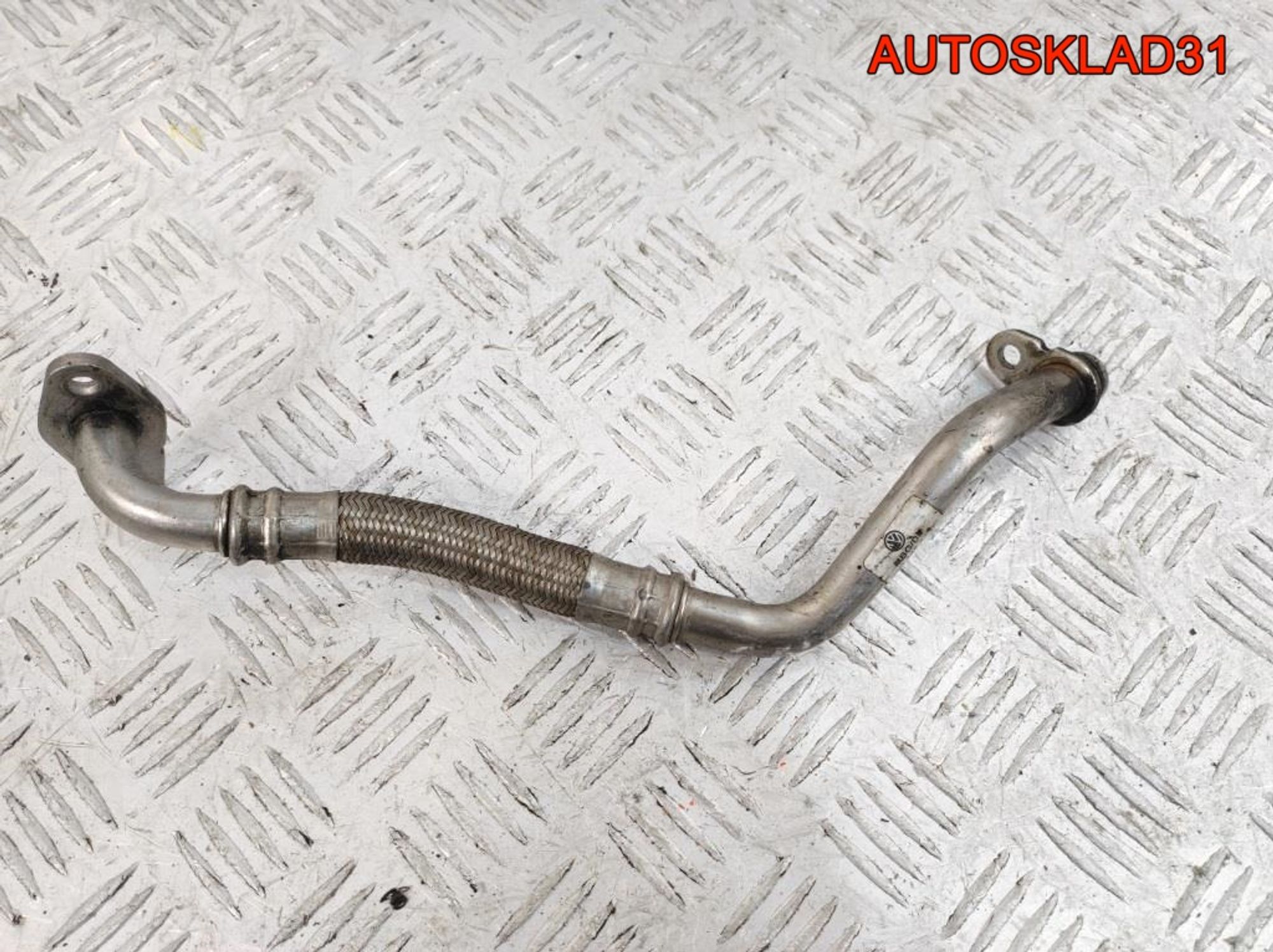 Трубка турбины VW Tiguan 1,4 TSI CAV 03C145735C - АвтоСклад31.рф - авторазборка контрактные б/у запчасти в г. Белгород Трубка турбины VW Tiguan 1,4 TSI CAV 03C145735C - АвтоСклад31.рф - авторазборка контрактные б/у запчасти в г. Белгород