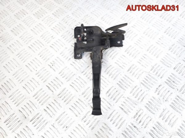 Петля двери передней правой Audi A8 D3 4E0831412A - АвтоСклад31.рф - авторазборка контрактные б/у запчасти в г. Белгород
