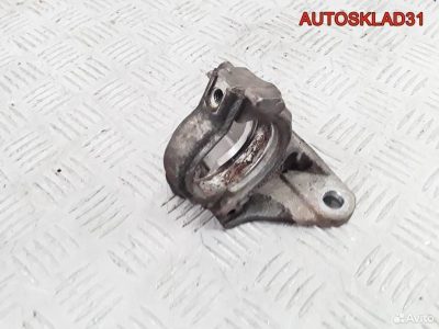 Кронштейн промвала Renault Megane 2 F9Q 8200502731 - АвтоСклад31.рф - авторазборка контрактные б/у запчасти в г. Белгород