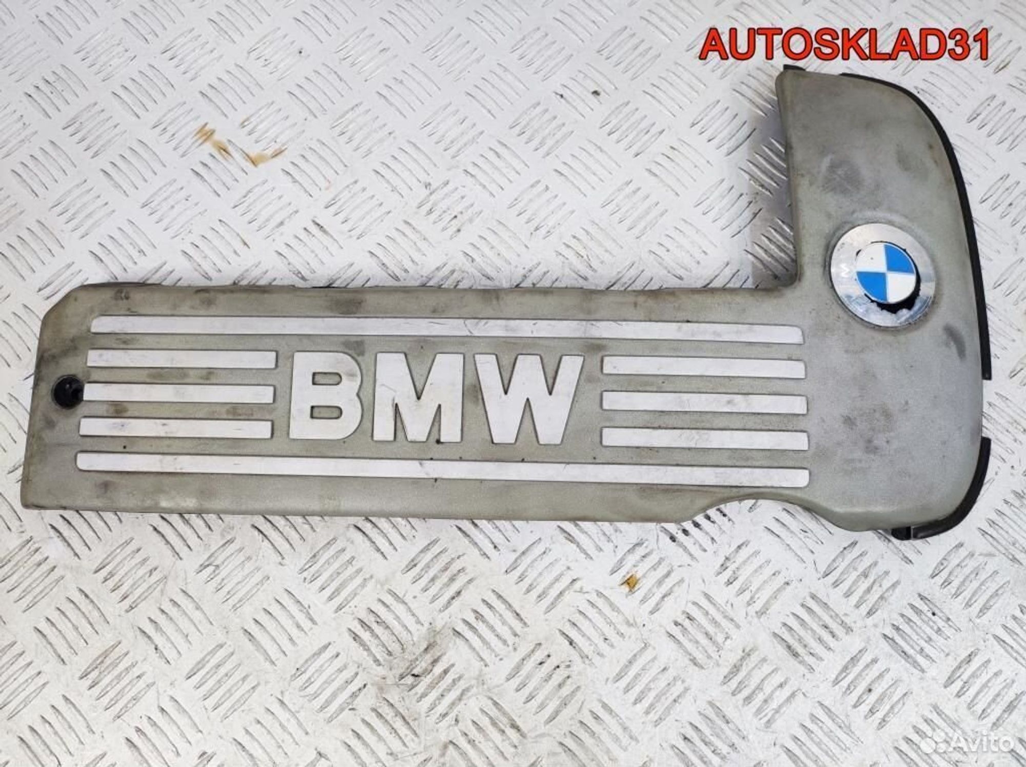 Накладка декоративная на двигатель BMW E39 M57D25 - АвтоСклад31.рф - авторазборка контрактные б/у запчасти в г. Белгород Накладка декоративная на двигатель BMW E39 M57D25 - АвтоСклад31.рф - авторазборка контрактные б/у запчасти в г. Белгород