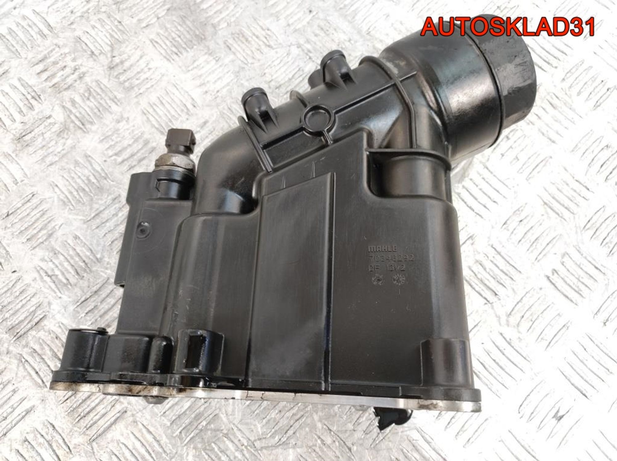 Корпус масляного фильтра BMW E90 2.0 N47D20A 11427807799 - АвтоСклад31.рф - авторазборка контрактные б/у запчасти в г. Белгород Корпус масляного фильтра BMW E90 2.0 N47D20A 11427807799 - АвтоСклад31.рф - авторазборка контрактные б/у запчасти в г. Белгород
