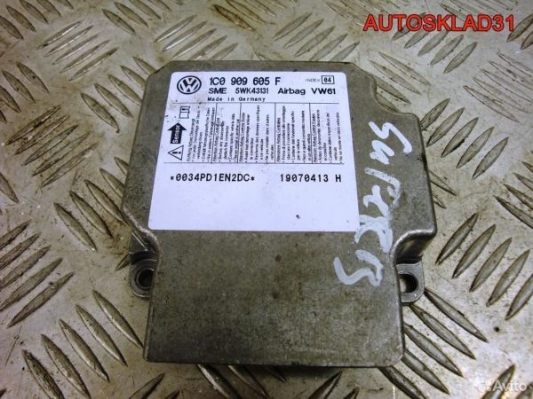 Блок предохранителей Renault Megane 3 284B65125R - АвтоСклад31.рф - авторазборка контрактные б/у запчасти в г. Белгород