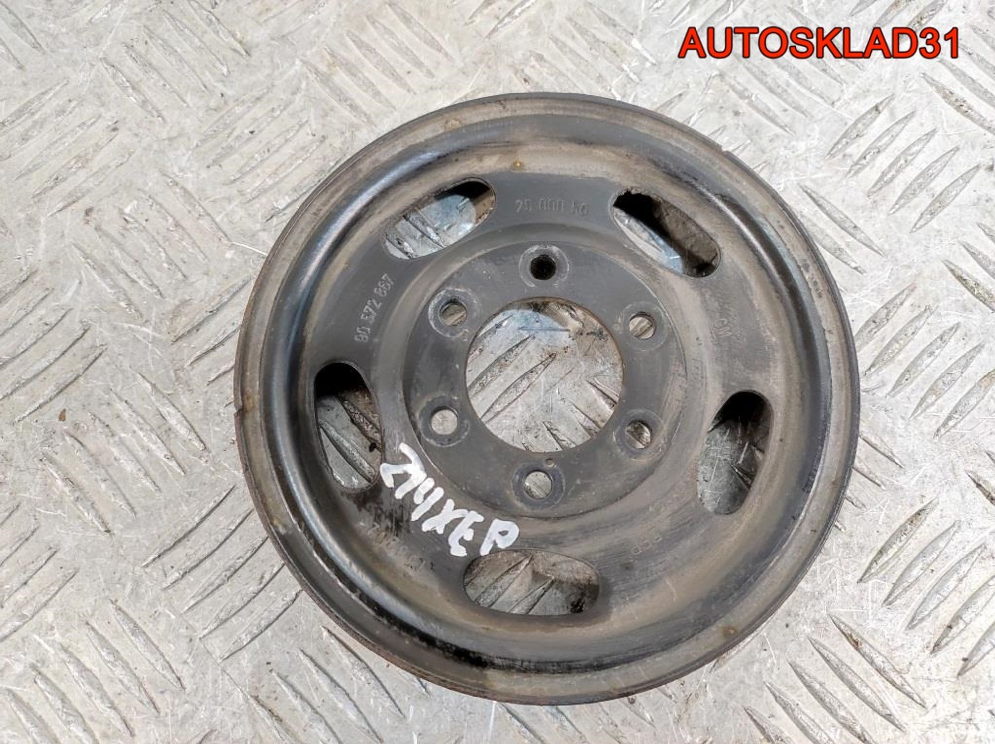 Шкив коленвала Opel Corsa D 1,4 Z14XEP 90572867 - АвтоСклад31.рф - авторазборка контрактные б/у запчасти в г. Белгород Шкив коленвала Opel Corsa D 1,4 Z14XEP 90572867 - АвтоСклад31.рф - авторазборка контрактные б/у запчасти в г. Белгород