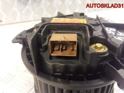 Моторчик отопителя Audi A4 B6 8E1820021E - АвтоСклад31.рф - авторазборка контрактные б/у запчасти в г. Белгород