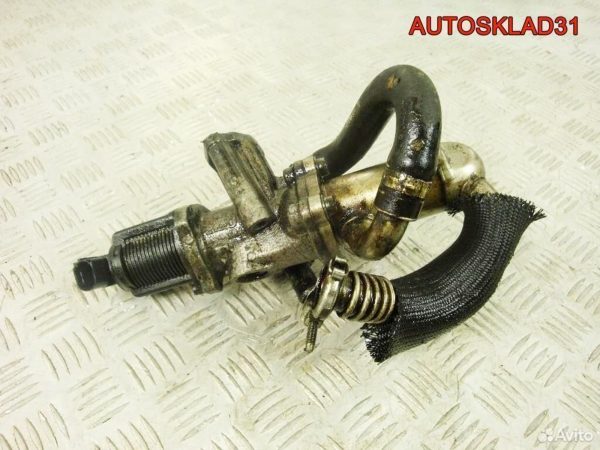 Кронштейн КПП левый Ford Focus 2 3M517M125AE - АвтоСклад31.рф - авторазборка контрактные б/у запчасти в г. Белгород