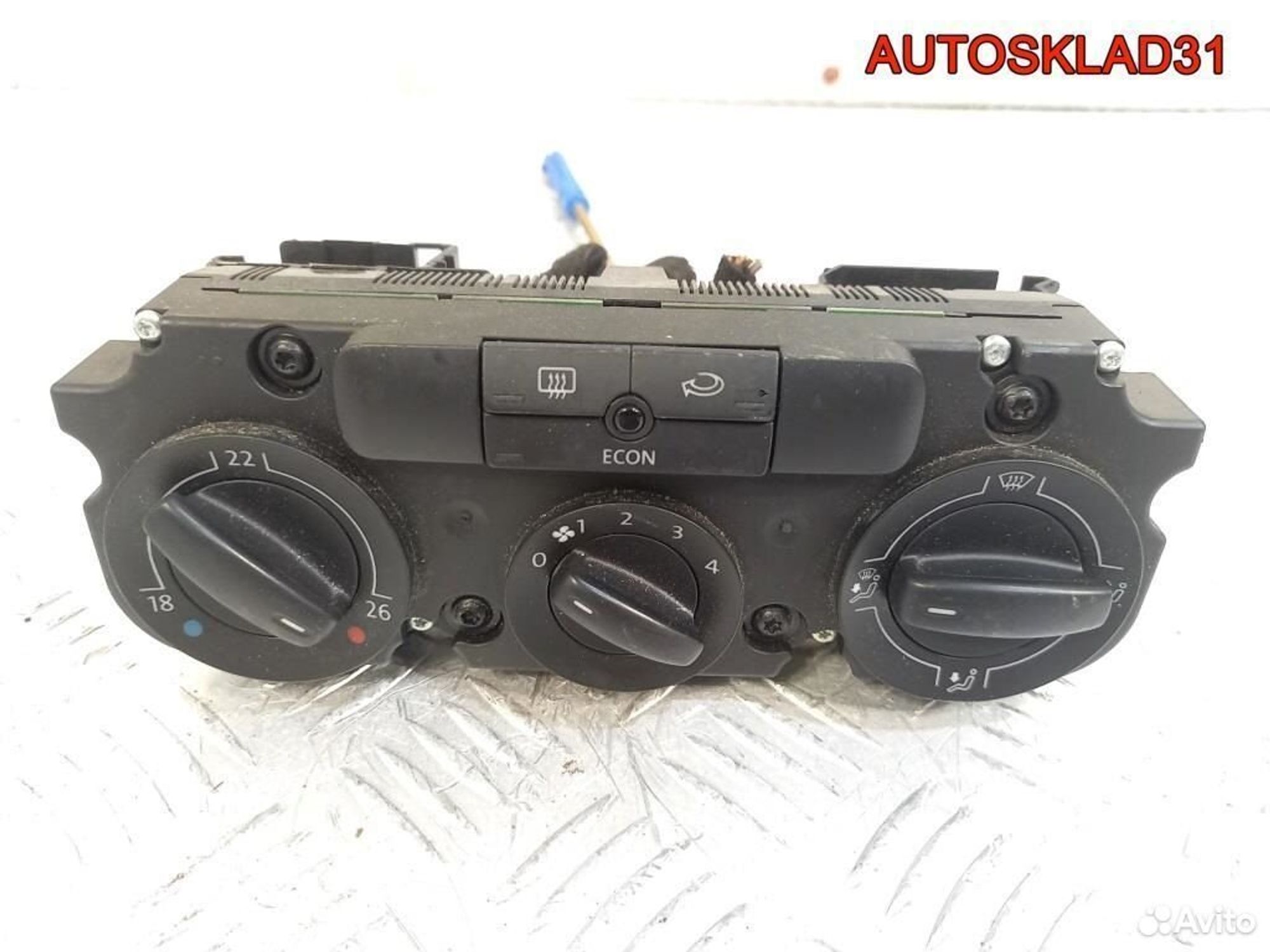 Блок управления отопителем VW Touran 1K0820047DF - АвтоСклад31.рф - авторазборка контрактные б/у запчасти в г. Белгород Блок управления отопителем VW Touran 1K0820047DF - АвтоСклад31.рф - авторазборка контрактные б/у запчасти в г. Белгород