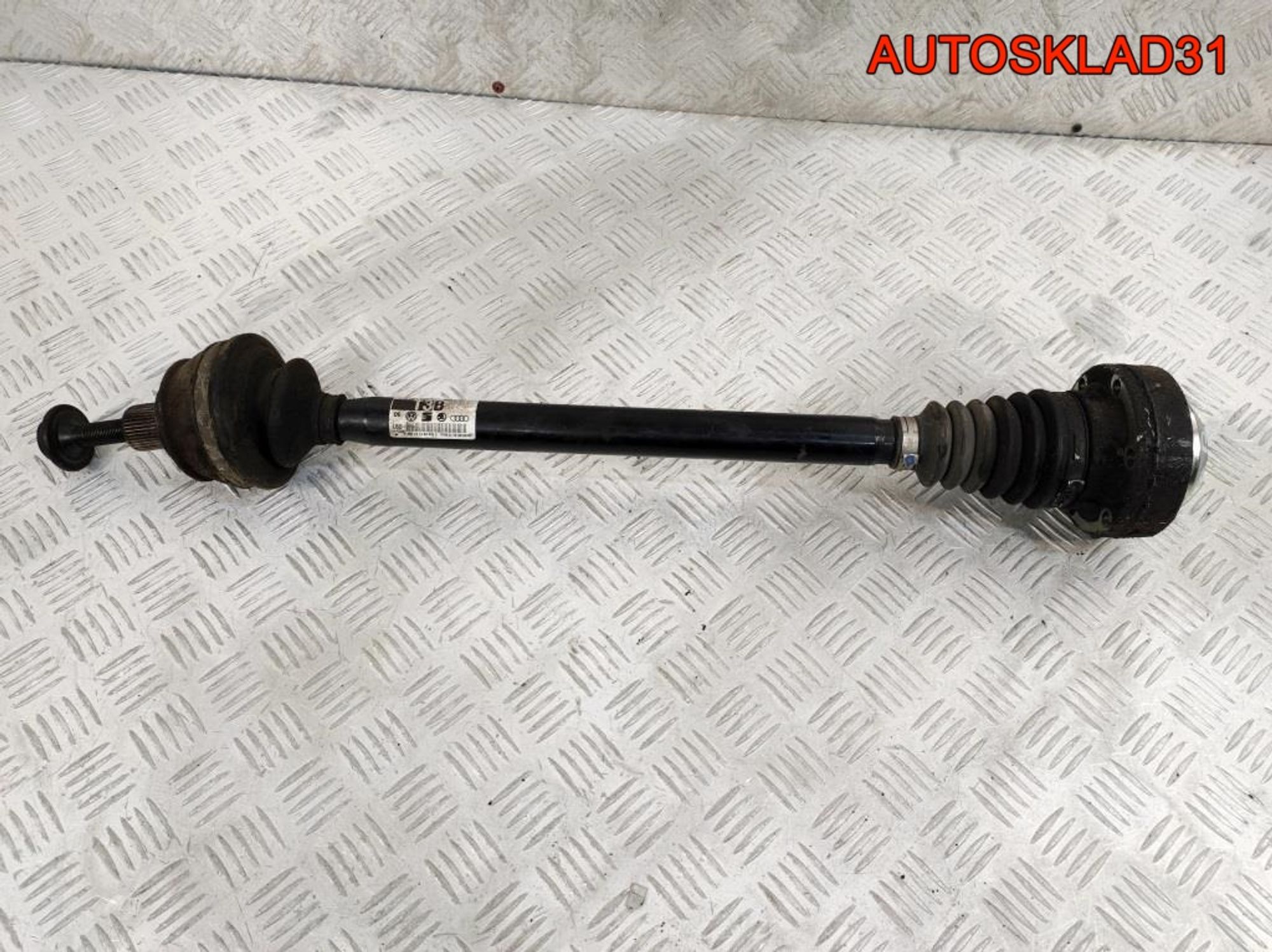 Полуось задняя 4WD АКПП Audi A6 C6 3,0 BMK 4F0501203B - АвтоСклад31.рф - авторазборка контрактные б/у запчасти в г. Белгород Полуось задняя 4WD АКПП Audi A6 C6 3,0 BMK 4F0501203B - АвтоСклад31.рф - авторазборка контрактные б/у запчасти в г. Белгород