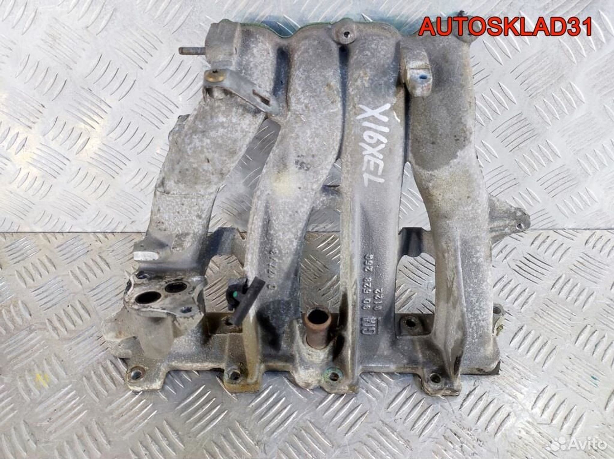 Коллектор впускной X16XEL Opel Vectra B 90528260 - АвтоСклад31.рф - авторазборка контрактные б/у запчасти в г. Белгород Коллектор впускной X16XEL Opel Vectra B 90528260 - АвтоСклад31.рф - авторазборка контрактные б/у запчасти в г. Белгород
