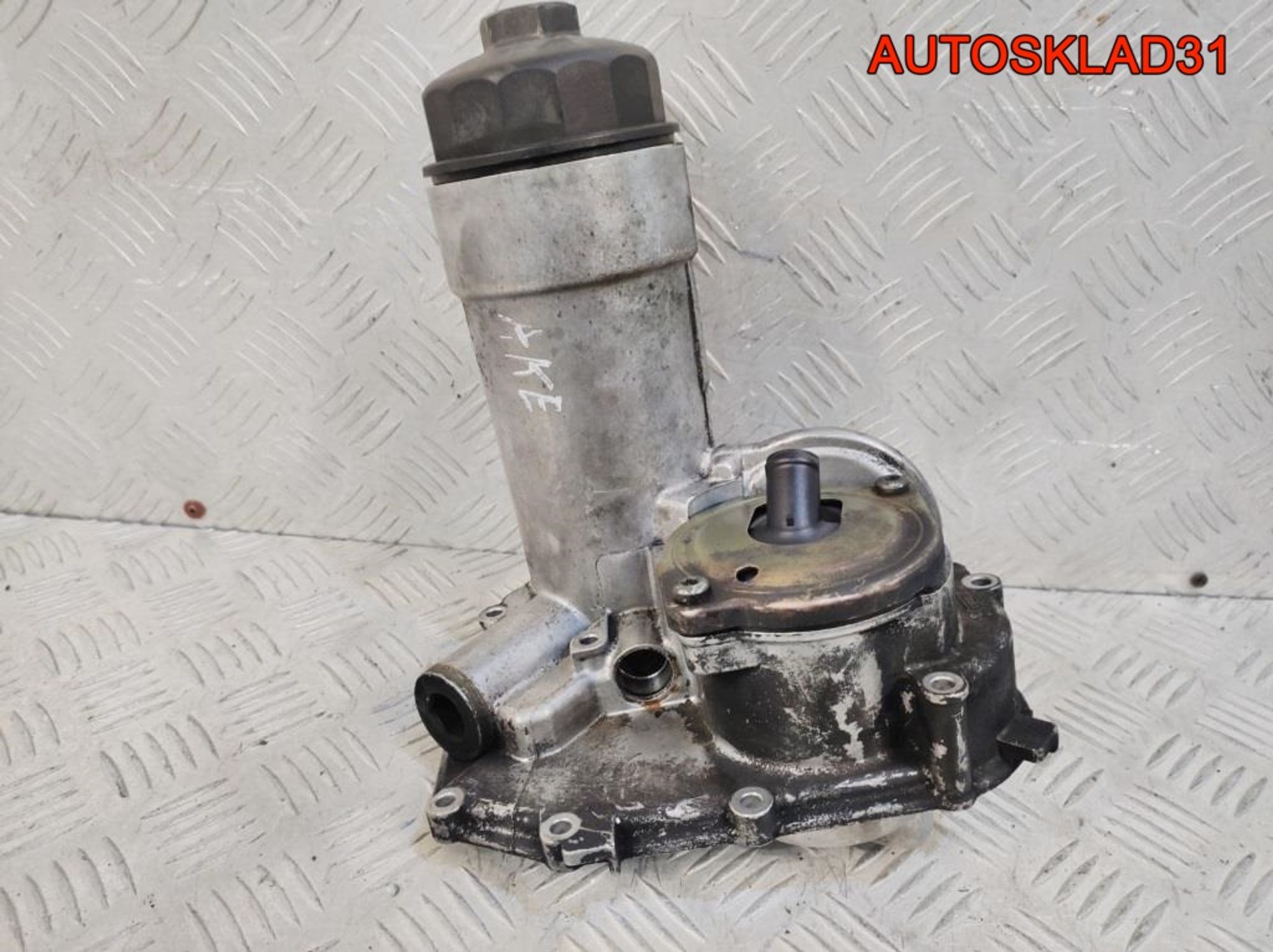 Корпус масляного фильтра Audi A6 C5 AKE 059115405G - АвтоСклад31.рф - авторазборка контрактные б/у запчасти в г. Белгород Корпус масляного фильтра Audi A6 C5 AKE 059115405G - АвтоСклад31.рф - авторазборка контрактные б/у запчасти в г. Белгород