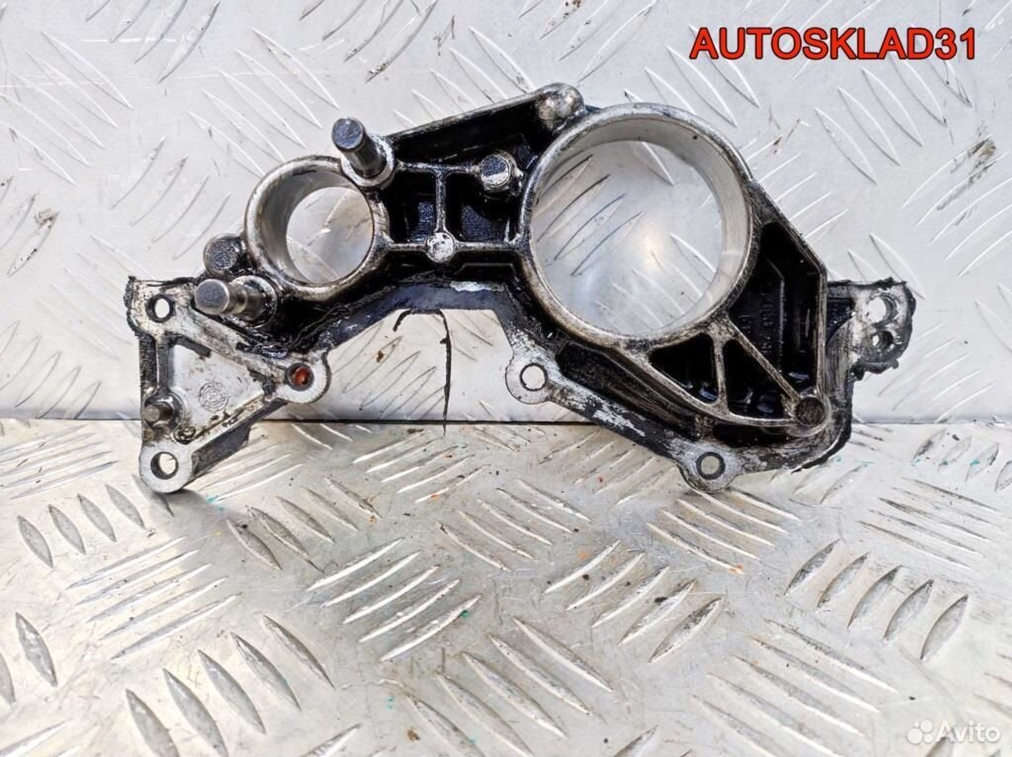 Крышка двигателя передняя Mercedes W203 6110160006 - АвтоСклад31.рф - авторазборка контрактные б/у запчасти в г. Белгород Крышка двигателя передняя Mercedes W203 6110160006 - АвтоСклад31.рф - авторазборка контрактные б/у запчасти в г. Белгород