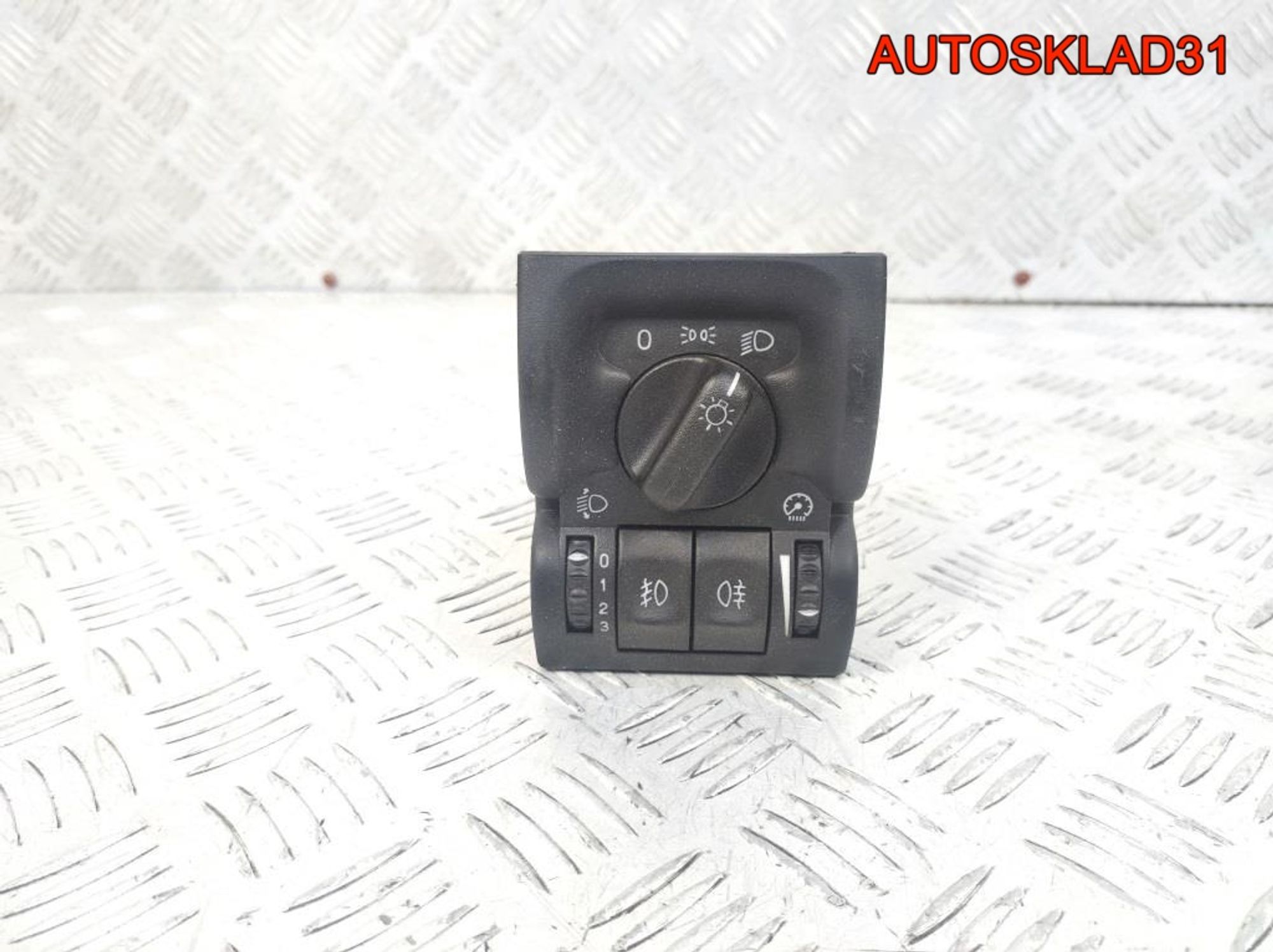Переключатель света фар Opel Vectra B 09228133 - АвтоСклад31.рф - авторазборка контрактные б/у запчасти в г. Белгород Переключатель света фар Opel Vectra B 09228133 - АвтоСклад31.рф - авторазборка контрактные б/у запчасти в г. Белгород