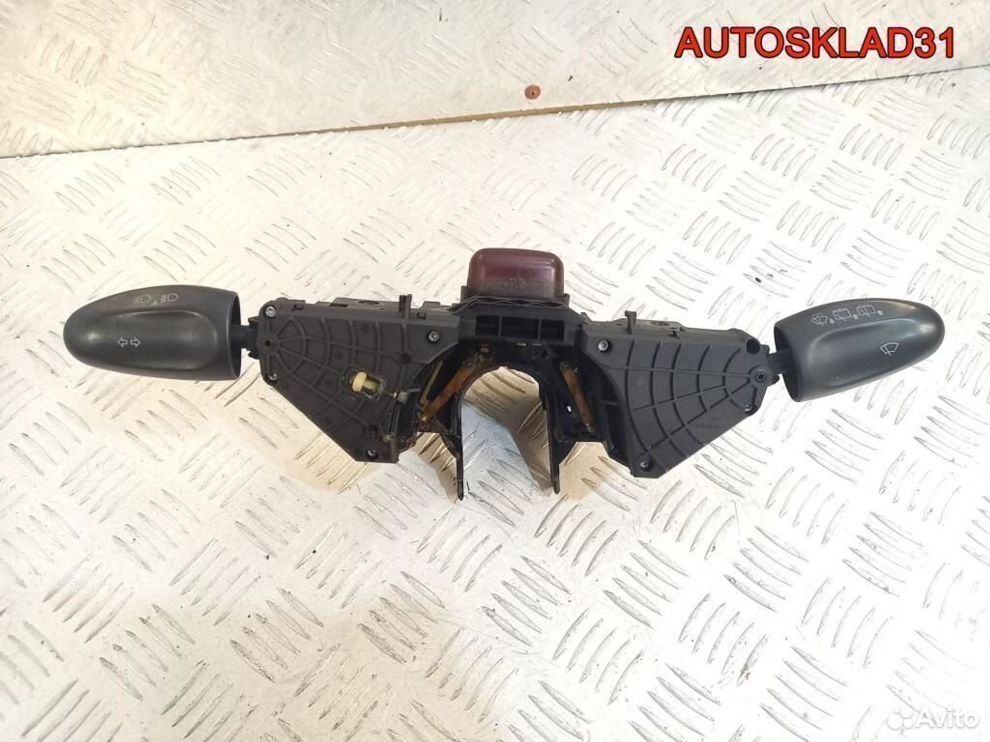 Переключатель подрулевой VW Sharan 7M0953503P - АвтоСклад31.рф - авторазборка контрактные б/у запчасти в г. Белгород Переключатель подрулевой VW Sharan 7M0953503P - АвтоСклад31.рф - авторазборка контрактные б/у запчасти в г. Белгород