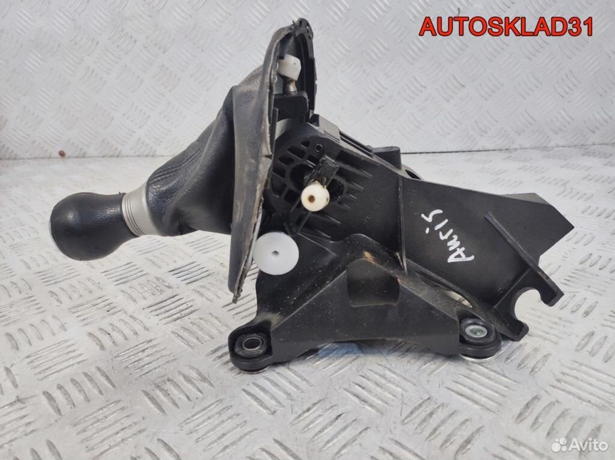 Кулиса МКПП Toyota Auris E15 3353002200 - АвтоСклад31.рф - авторазборка контрактные б/у запчасти в г. Белгород Кулиса МКПП Toyota Auris E15 3353002200 - АвтоСклад31.рф - авторазборка контрактные б/у запчасти в г. Белгород