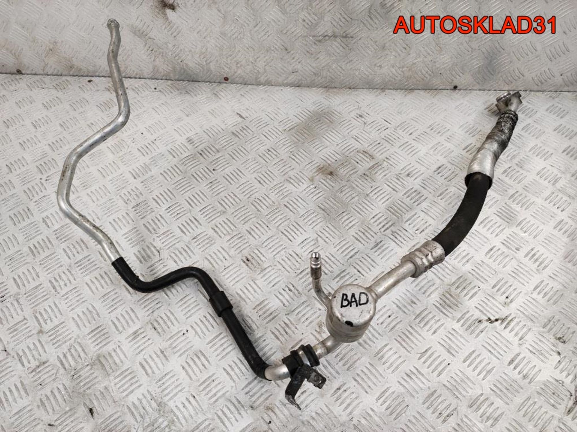 Трубка кондиционера VW Golf 4 1,6 BAD Бензин 1J1820743AC - АвтоСклад31.рф - авторазборка контрактные б/у запчасти в г. Белгород Трубка кондиционера VW Golf 4 1,6 BAD Бензин 1J1820743AC - АвтоСклад31.рф - авторазборка контрактные б/у запчасти в г. Белгород