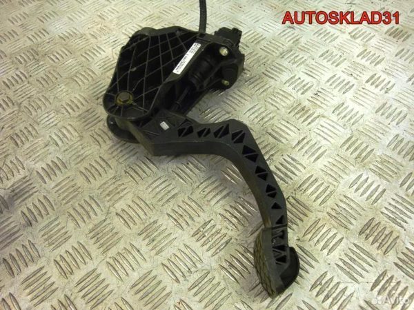 Кронштейн двигателя Renault Master 2 7700312867 - АвтоСклад31.рф - авторазборка контрактные б/у запчасти в г. Белгород