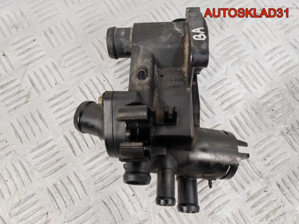 Корпус термостата Skoda Fabia 1,4 Бензин 032121111AP - АвтоСклад31.рф - авторазборка контрактные б/у запчасти в г. Белгород