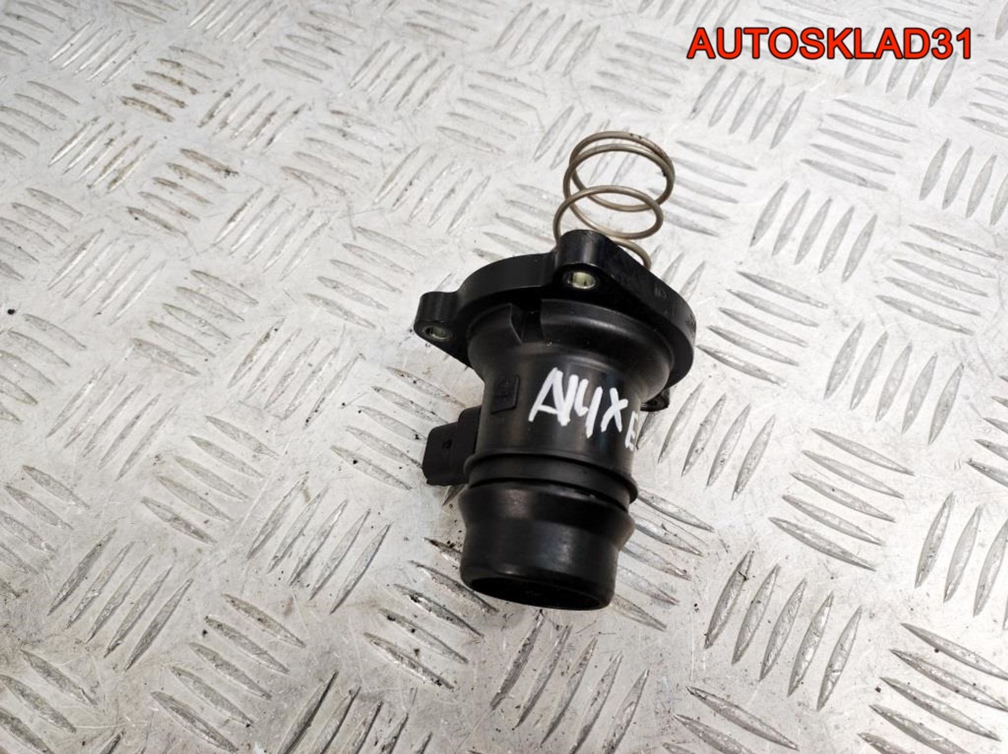 Корпус термостата Opel Corsa D 1,4 A14XER 55593034 Бензин - АвтоСклад31.рф - авторазборка контрактные б/у запчасти в г. Белгород Корпус термостата Opel Corsa D 1,4 A14XER 55593034 Бензин - АвтоСклад31.рф - авторазборка контрактные б/у запчасти в г. Белгород