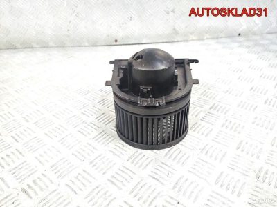 Моторчик отопителя Audi A4 B5 8D1819021B - АвтоСклад31.рф - авторазборка контрактные б/у запчасти в г. Белгород