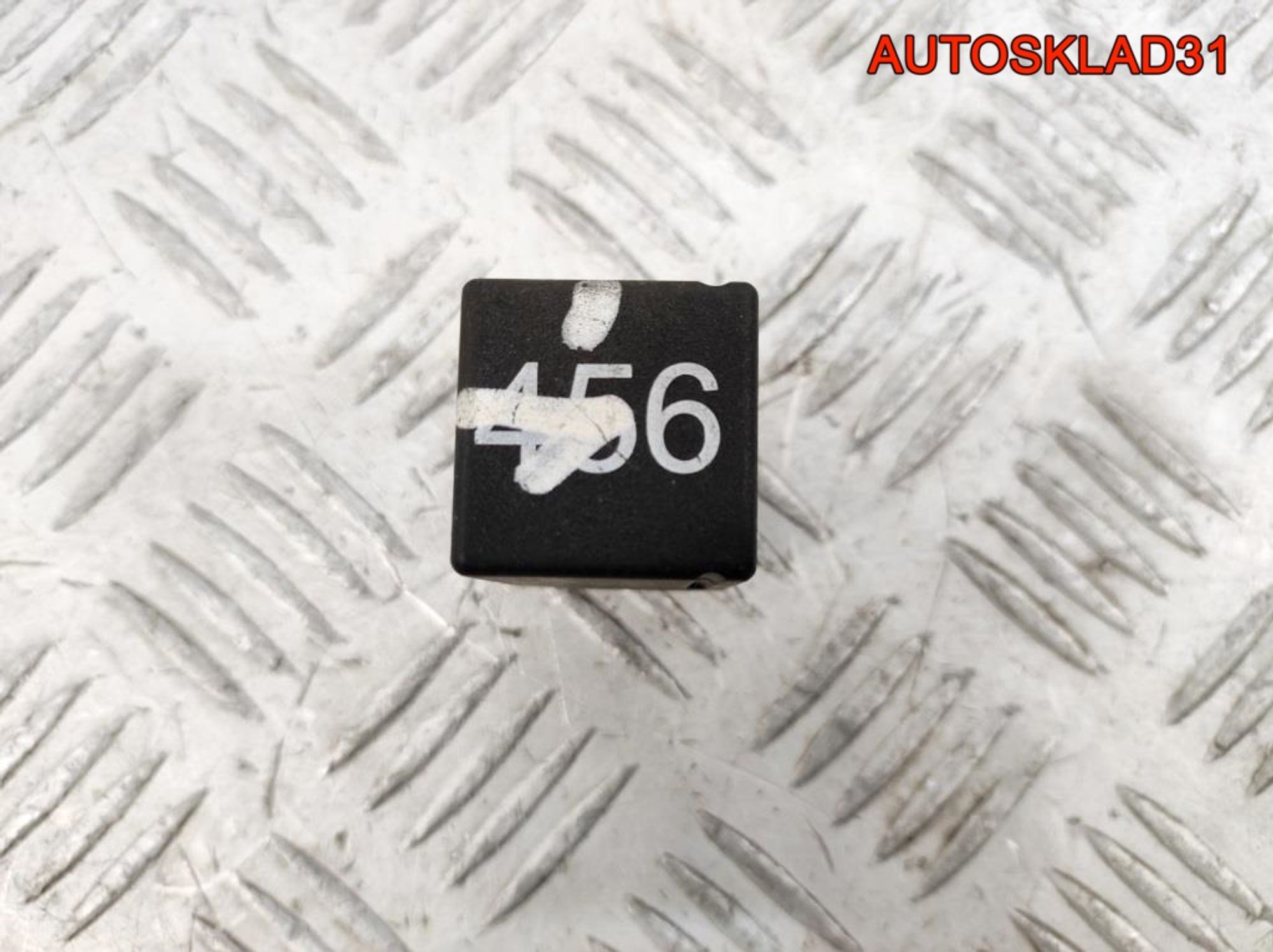 Реле №456 Skoda Octavia A4 3U0941597A - АвтоСклад31.рф - авторазборка контрактные б/у запчасти в г. Белгород Реле №456 Skoda Octavia A4 3U0941597A - АвтоСклад31.рф - авторазборка контрактные б/у запчасти в г. Белгород