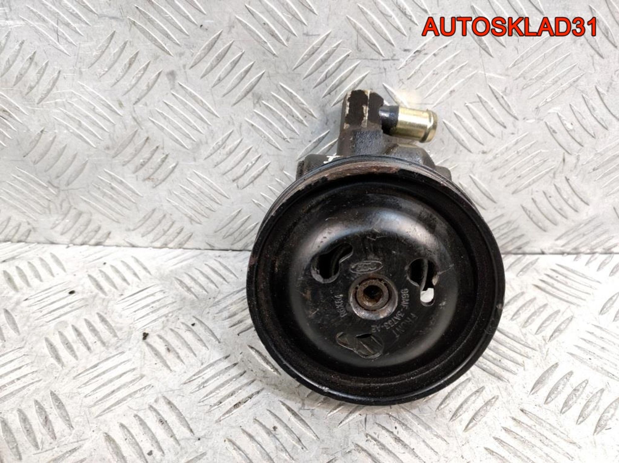 Насос ГУР Ford Fiesta Mk4 1.3 Бензин 96MF3A733AE - АвтоСклад31.рф - авторазборка контрактные б/у запчасти в г. Белгород Насос ГУР Ford Fiesta Mk4 1.3 Бензин 96MF3A733AE - АвтоСклад31.рф - авторазборка контрактные б/у запчасти в г. Белгород