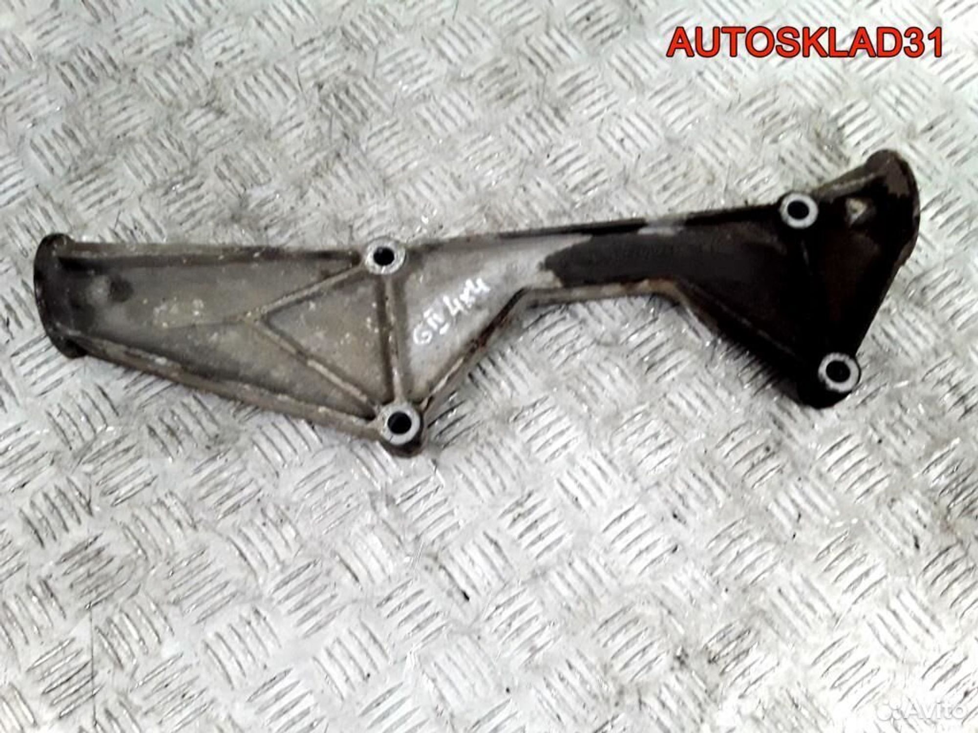 Кронштейн редуктора Фольксваген Гольф 4 1J0599287C - АвтоСклад31.рф - авторазборка контрактные б/у запчасти в г. Белгород Кронштейн редуктора Фольксваген Гольф 4 1J0599287C - АвтоСклад31.рф - авторазборка контрактные б/у запчасти в г. Белгород