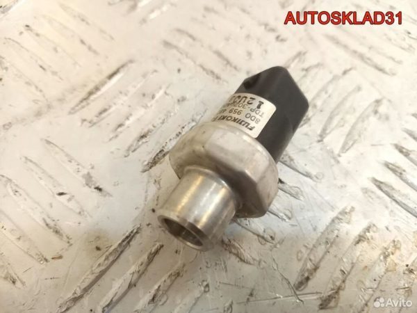 Дефлектор воздушный Audi A3 8P1 8P0820901A - АвтоСклад31.рф - авторазборка контрактные б/у запчасти в г. Белгород