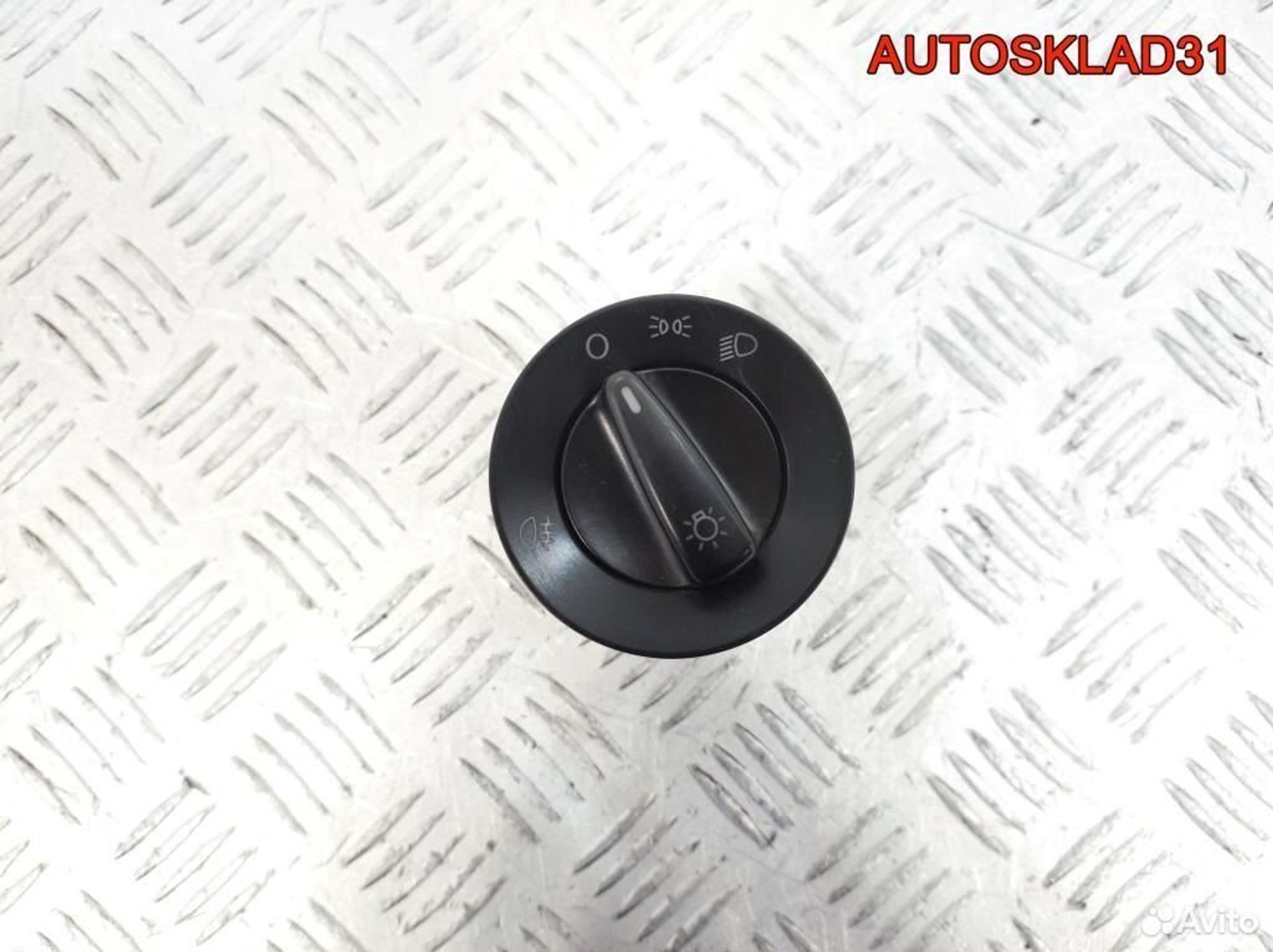 Переключатель света VW Passat B5 1C0941531C - АвтоСклад31.рф - авторазборка контрактные б/у запчасти в г. Белгород Переключатель света VW Passat B5 1C0941531C - АвтоСклад31.рф - авторазборка контрактные б/у запчасти в г. Белгород