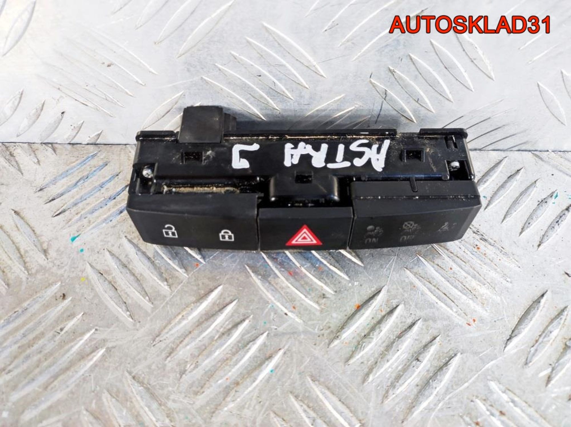 Блок кнопок Opel Astra J 13285122 - АвтоСклад31.рф - авторазборка контрактные б/у запчасти в г. Белгород Блок кнопок Opel Astra J 13285122 - АвтоСклад31.рф - авторазборка контрактные б/у запчасти в г. Белгород