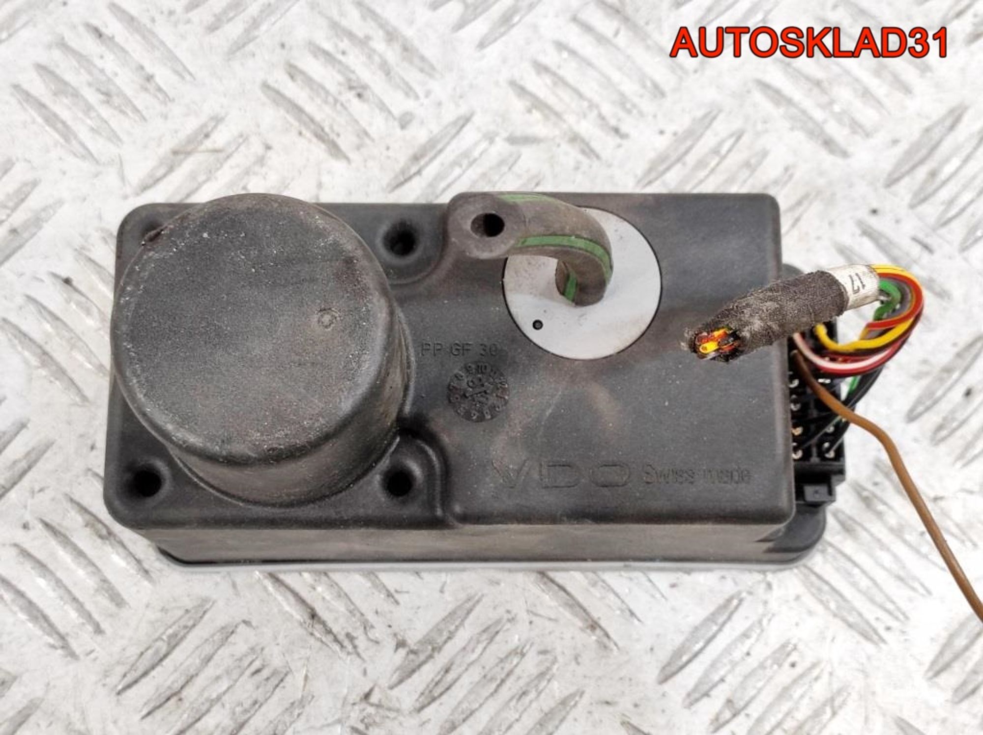 Компрессор центрального замка Passat B4 1H0962257 - АвтоСклад31.рф - авторазборка контрактные б/у запчасти в г. Белгород Компрессор центрального замка Passat B4 1H0962257 - АвтоСклад31.рф - авторазборка контрактные б/у запчасти в г. Белгород