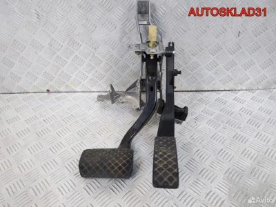 Блок педалей АКПП Audi A4 B5 8D1723140 - АвтоСклад31.рф - авторазборка контрактные б/у запчасти в г. Белгород