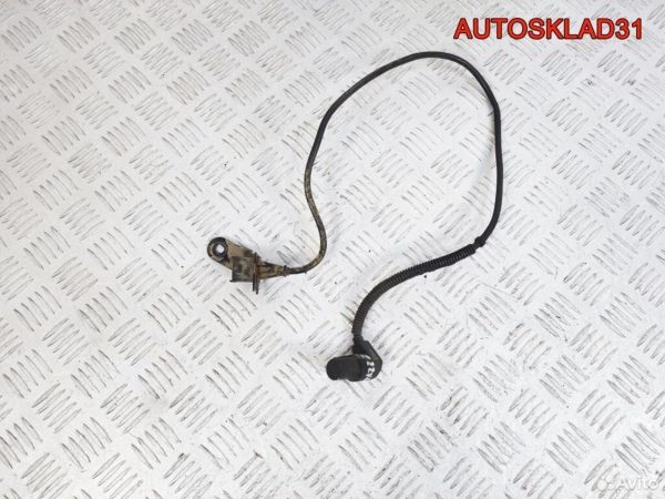 Кронштейн генератора Renault Megane 2 8200100148 - АвтоСклад31.рф - авторазборка контрактные б/у запчасти в г. Белгород