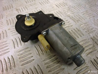 Моторчик стеклоподъёмника Ford Fusion 0130821939 - АвтоСклад31.рф - авторазборка контрактные б/у запчасти в г. Белгород