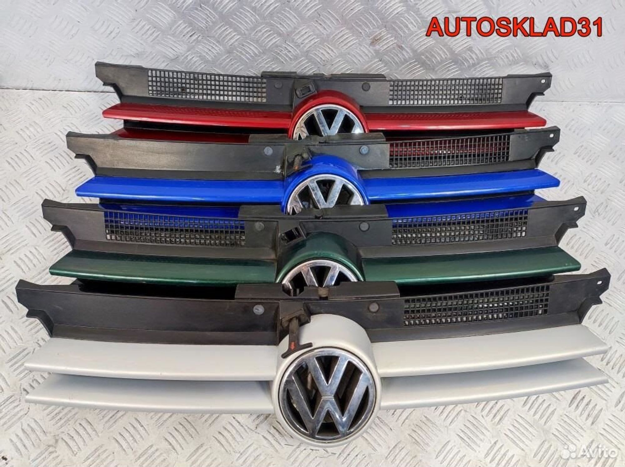 Решетка радиатора Volkswagen Golf 4 1J0853651F - АвтоСклад31.рф - авторазборка контрактные б/у запчасти в г. Белгород Решетка радиатора Volkswagen Golf 4 1J0853651F - АвтоСклад31.рф - авторазборка контрактные б/у запчасти в г. Белгород