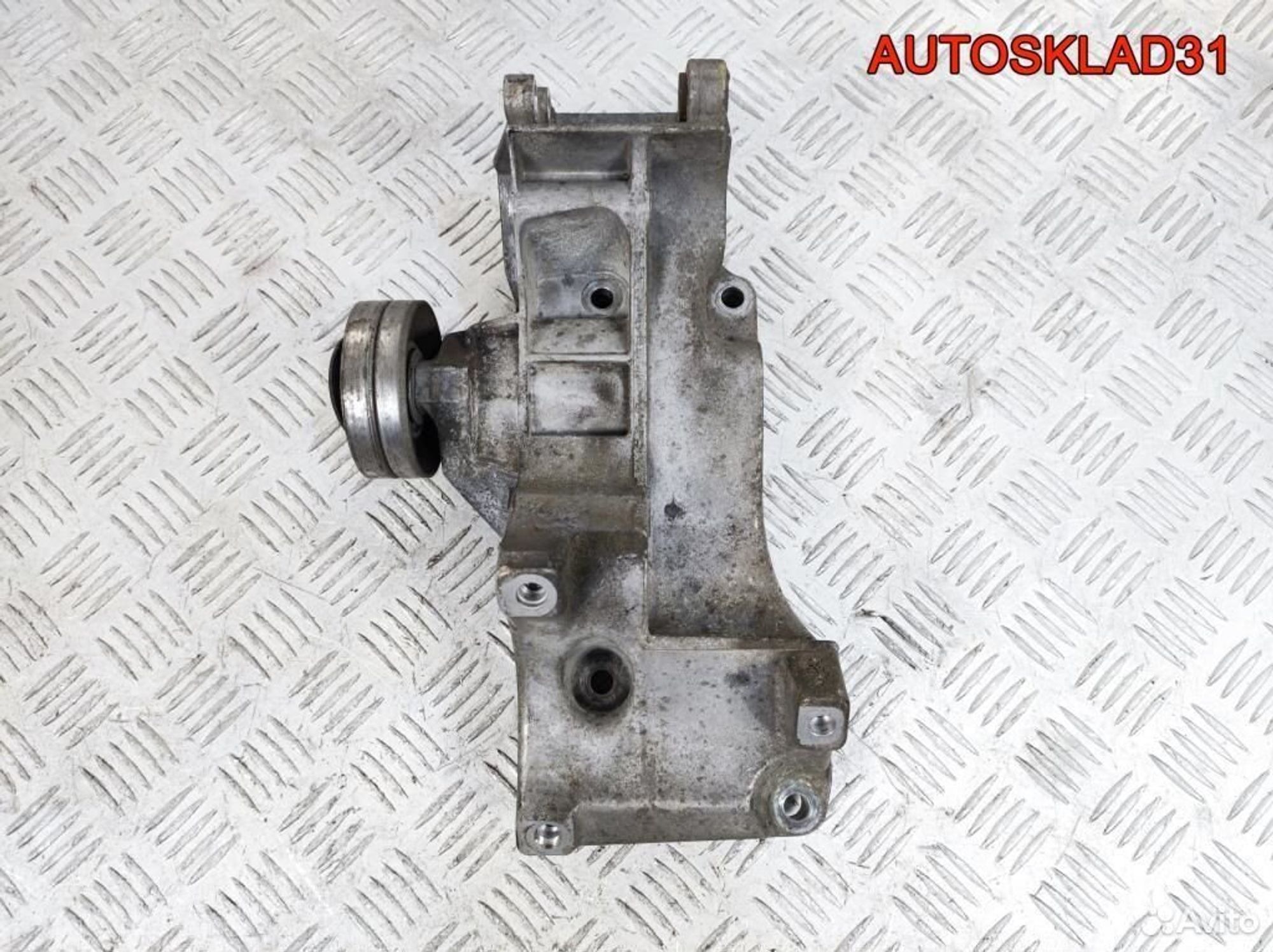 Кронштейн генератора Volkswagen Golf 4 062145169AD - АвтоСклад31.рф - авторазборка контрактные б/у запчасти в г. Белгород Кронштейн генератора Volkswagen Golf 4 062145169AD - АвтоСклад31.рф - авторазборка контрактные б/у запчасти в г. Белгород