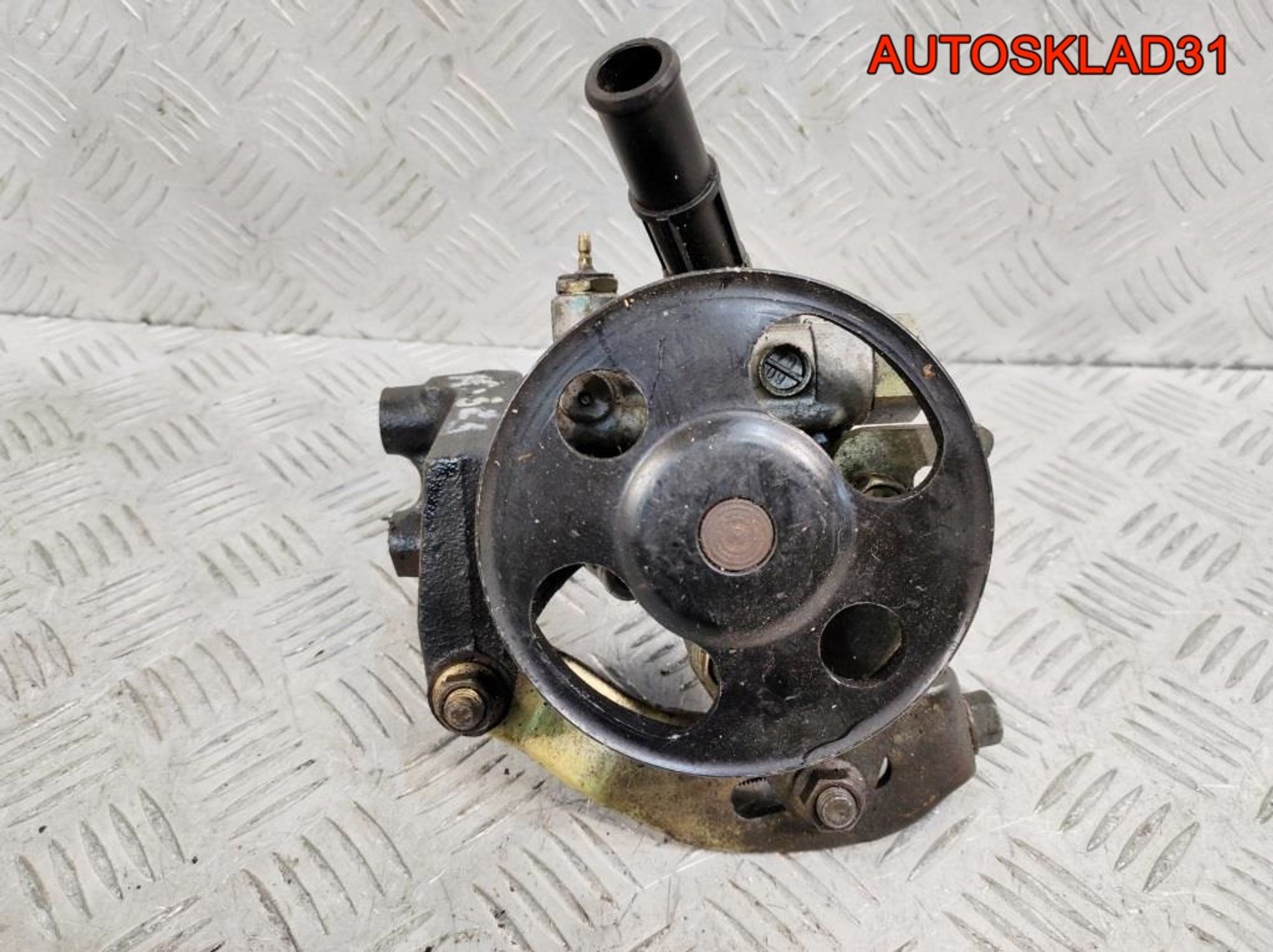 Насос гидроусилителя Mazda 323 BA B21H32650B - АвтоСклад31.рф - авторазборка контрактные б/у запчасти в г. Белгород Насос гидроусилителя Mazda 323 BA B21H32650B - АвтоСклад31.рф - авторазборка контрактные б/у запчасти в г. Белгород