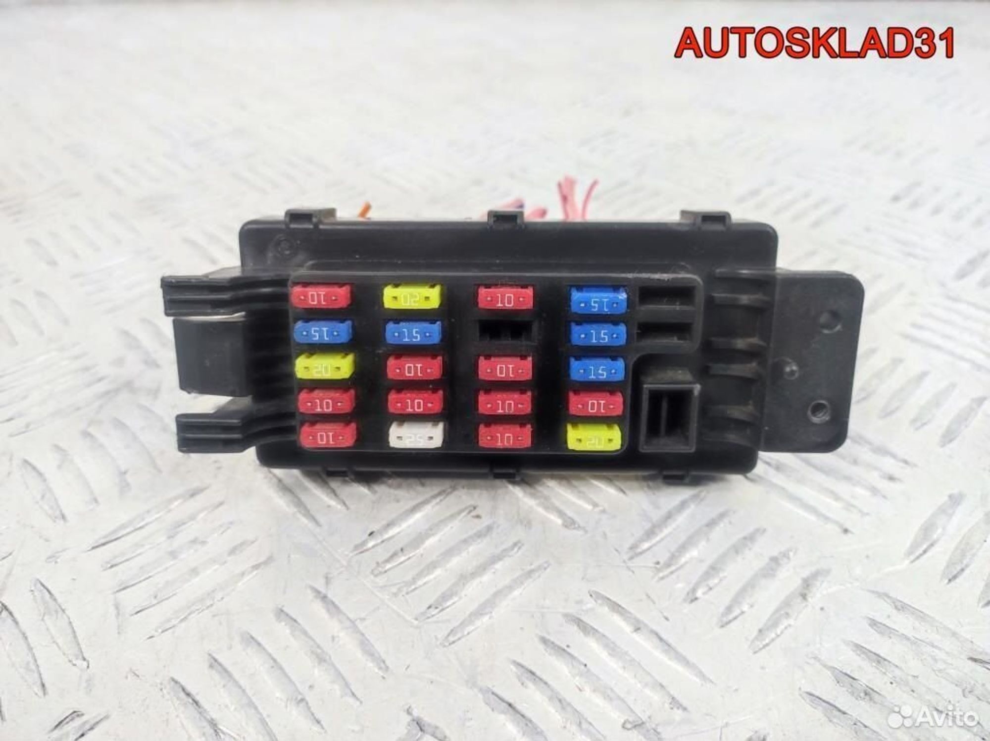 Блок предохранителей Chevrolet Evanda 96489524 - АвтоСклад31.рф - авторазборка контрактные б/у запчасти в г. Белгород Блок предохранителей Chevrolet Evanda 96489524 - АвтоСклад31.рф - авторазборка контрактные б/у запчасти в г. Белгород