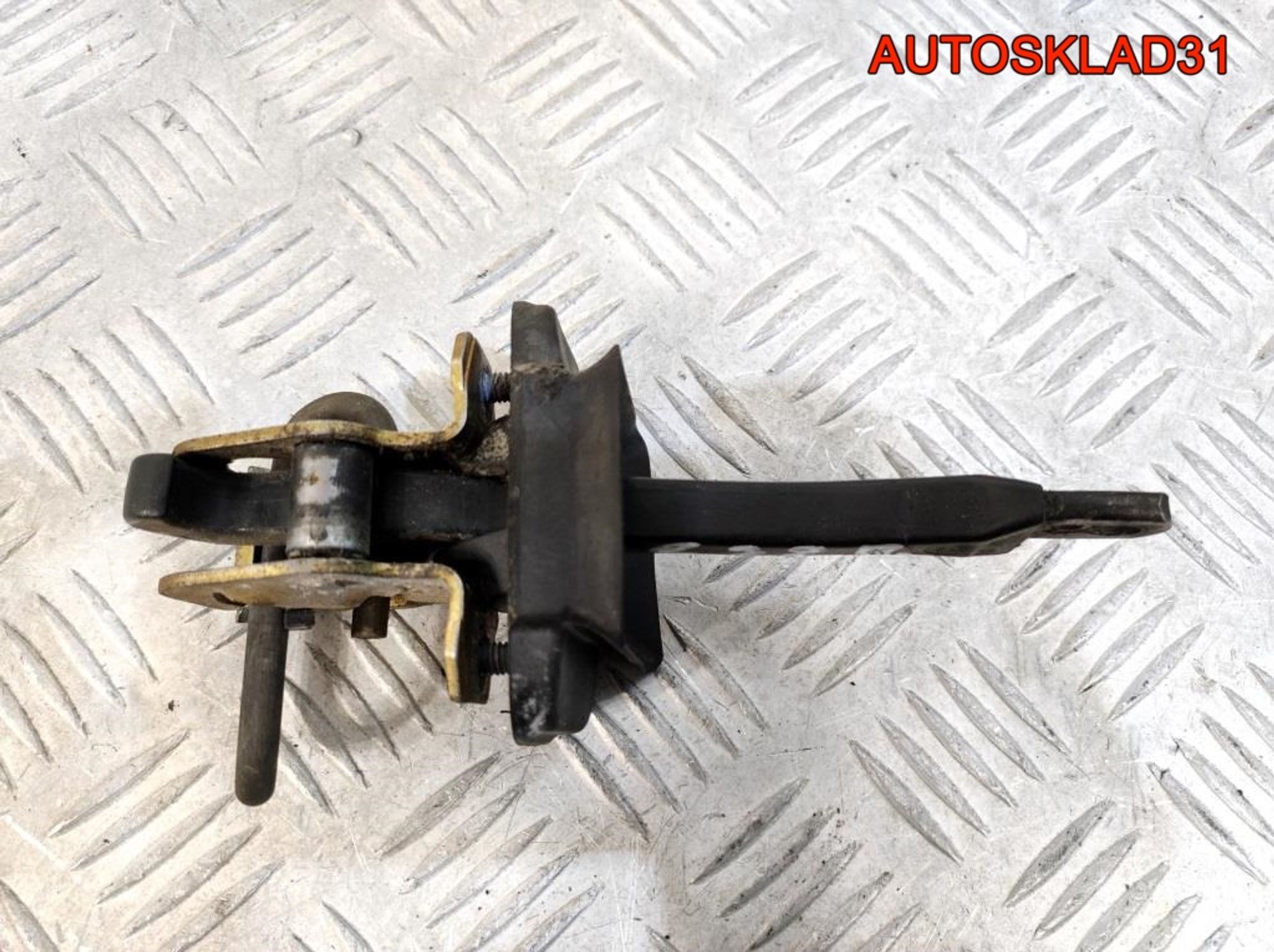 Ограничитель двери передней BMW E39 51218193447 - АвтоСклад31.рф - авторазборка контрактные б/у запчасти в г. Белгород Ограничитель двери передней BMW E39 51218193447 - АвтоСклад31.рф - авторазборка контрактные б/у запчасти в г. Белгород