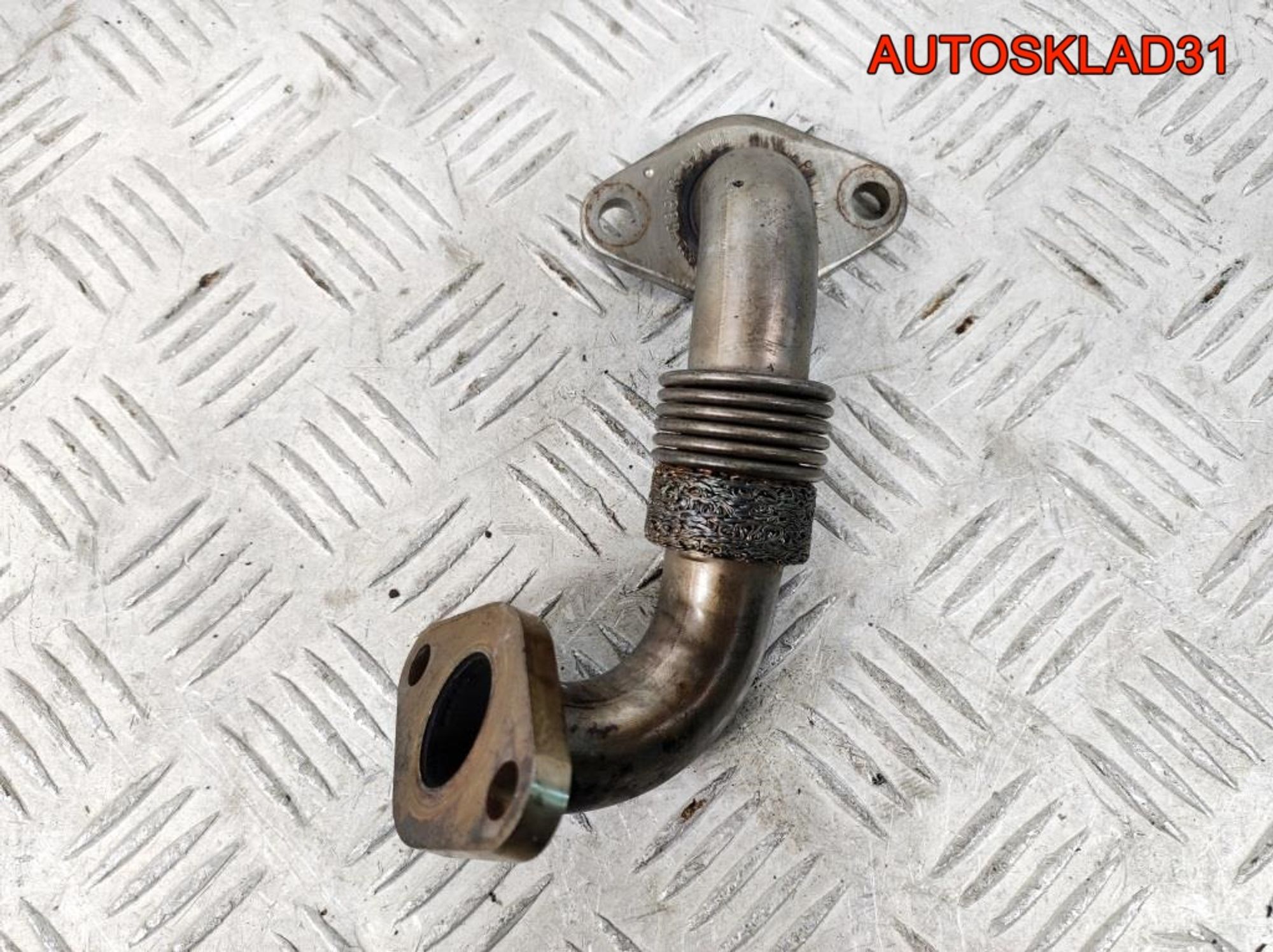 Трубка EGR VW Golf 4 1.9 Дизель 038131521CC - АвтоСклад31.рф - авторазборка контрактные б/у запчасти в г. Белгород Трубка EGR VW Golf 4 1.9 Дизель 038131521CC - АвтоСклад31.рф - авторазборка контрактные б/у запчасти в г. Белгород