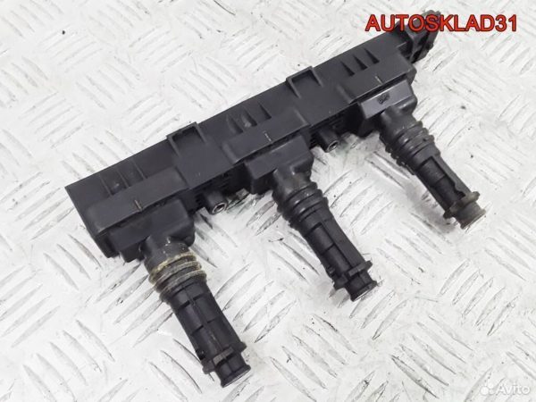 Плафон салонный передний Audi A8 D3 4E0907135A - АвтоСклад31.рф - авторазборка контрактные б/у запчасти в г. Белгород