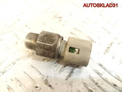 Датчик давления масла гур Renault Logan 7700435692 - АвтоСклад31.рф - авторазборка контрактные б/у запчасти в г. Белгород