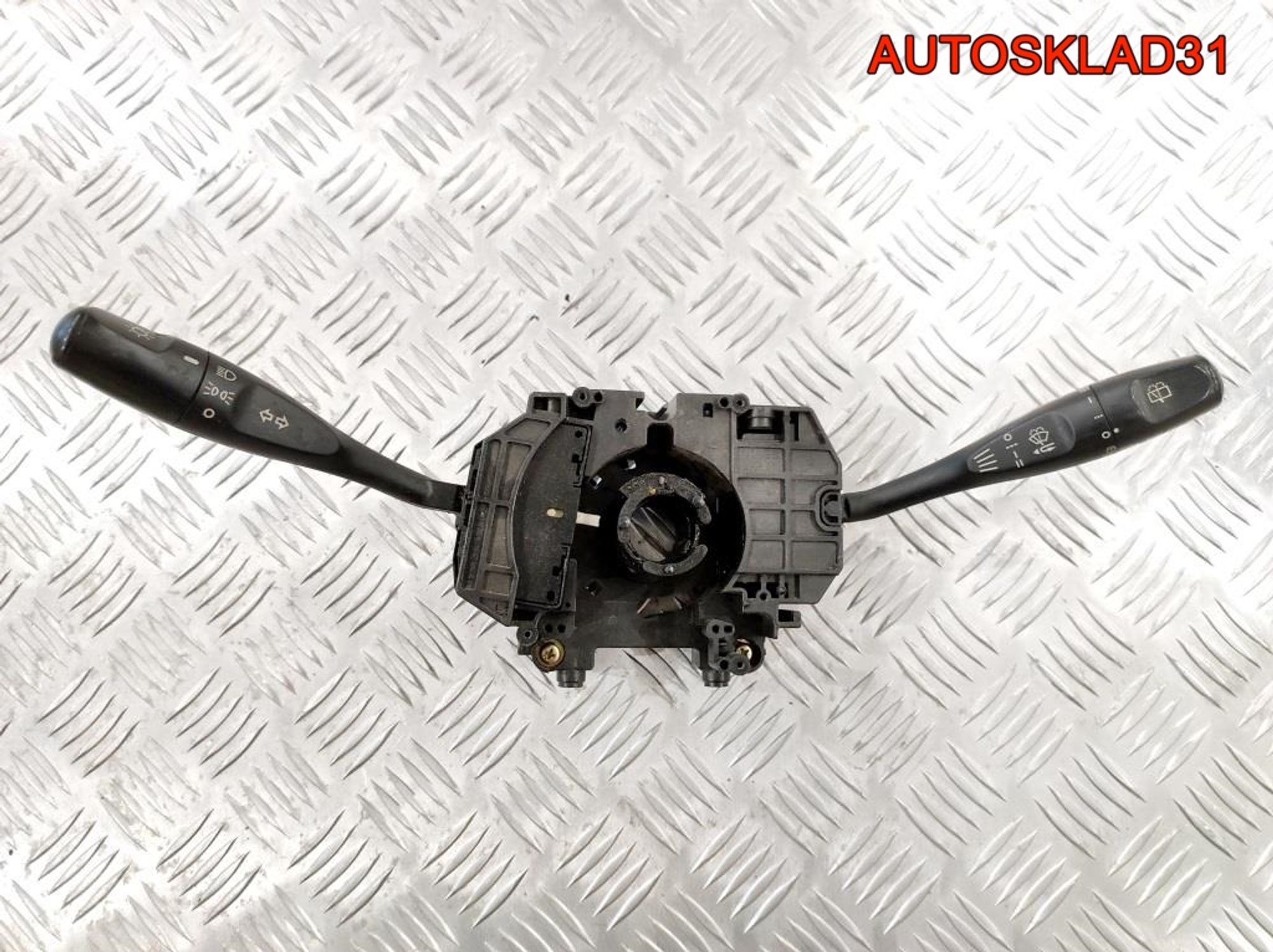 Переключатель подрулевой Mitsubishi Colt CJ M80G21E90 - АвтоСклад31.рф - авторазборка контрактные б/у запчасти в г. Белгород Переключатель подрулевой Mitsubishi Colt CJ M80G21E90 - АвтоСклад31.рф - авторазборка контрактные б/у запчасти в г. Белгород
