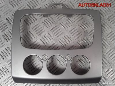 Рамка магнитолы Ford Focus 2 7M5118522A - АвтоСклад31.рф - авторазборка контрактные б/у запчасти в г. Белгород
