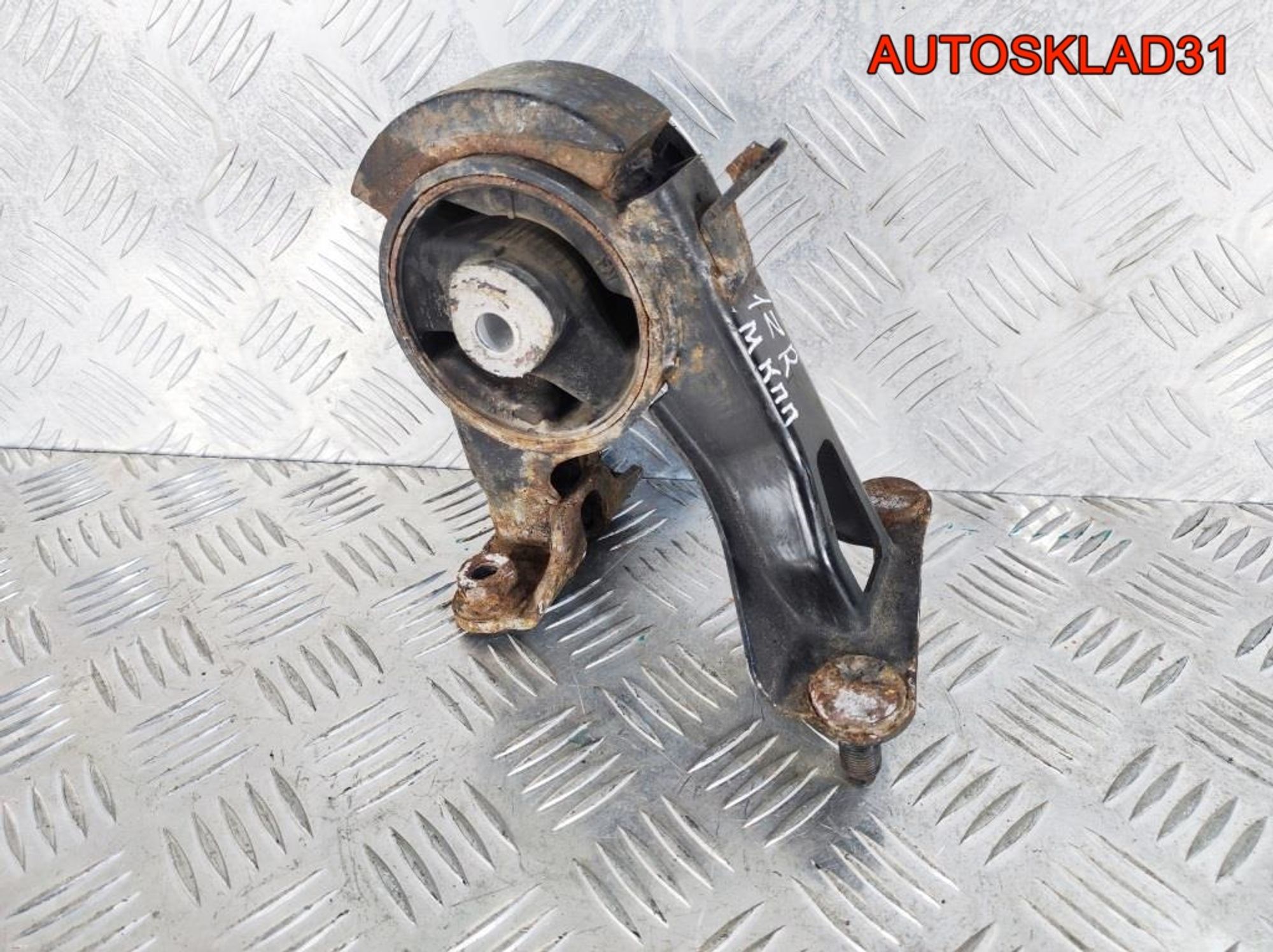 Опора двигателя задняя Toyota Corolla E15 1,6 1ZR - АвтоСклад31.рф - авторазборка контрактные б/у запчасти в г. Белгород Опора двигателя задняя Toyota Corolla E15 1,6 1ZR - АвтоСклад31.рф - авторазборка контрактные б/у запчасти в г. Белгород